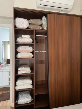 Imagem Apartamento à venda na Consolação com 1 quarto, 1 sala, 1 banheiro, 1 vaga de garagem e 50,00 m²