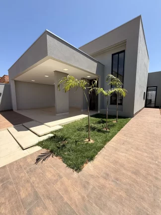 Foto do imóvel Casa à venda em Rua Porangatu