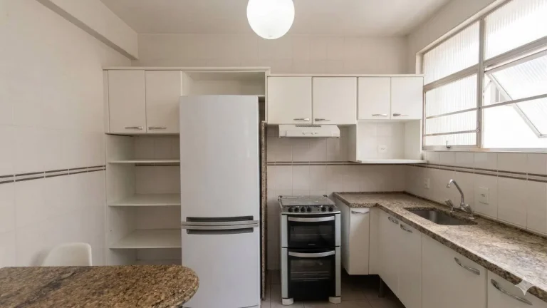 Imagem Apartamento à Venda no Bairro Sion - 140 m²