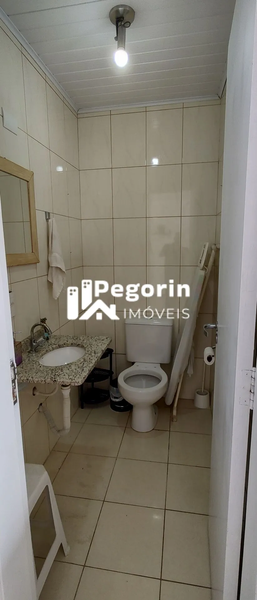 Imagem Sobrado à venda em Curitiba, Cajuru, com 3 quartos, 168,00m²