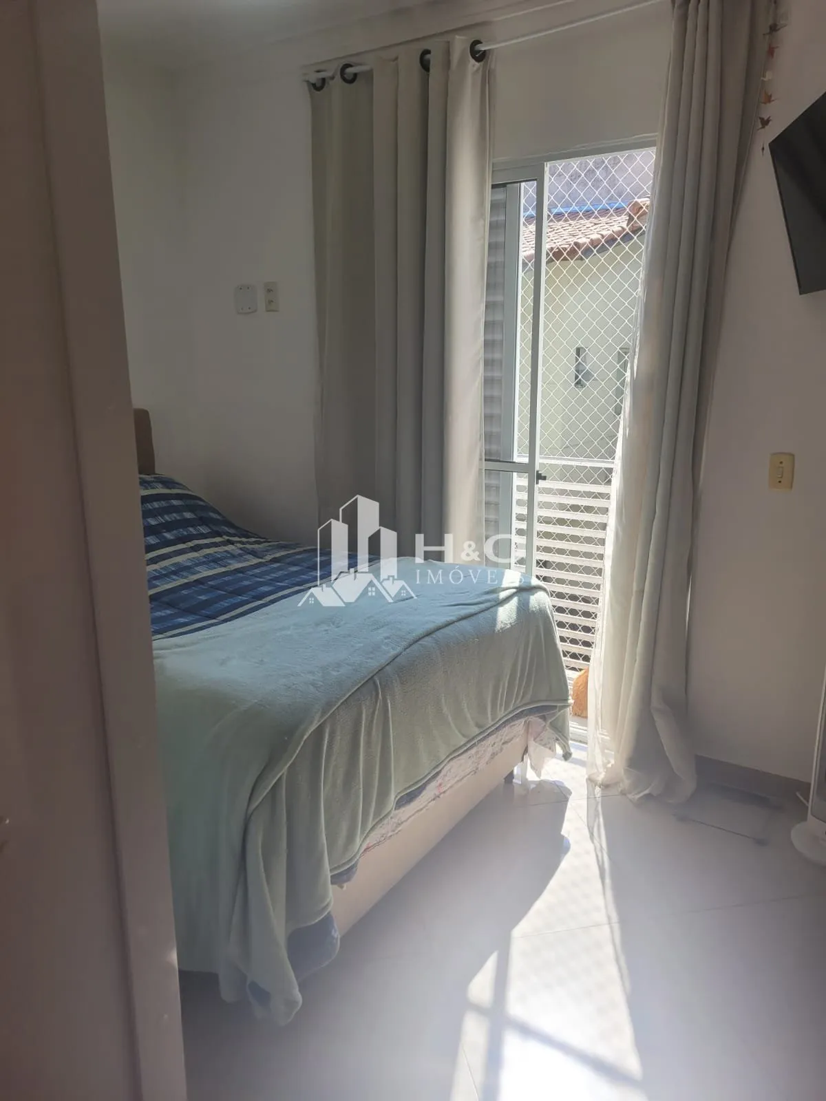 Imagem Sobrado em Condomínio Fechado na Vila Bela - Conforto e Segurança