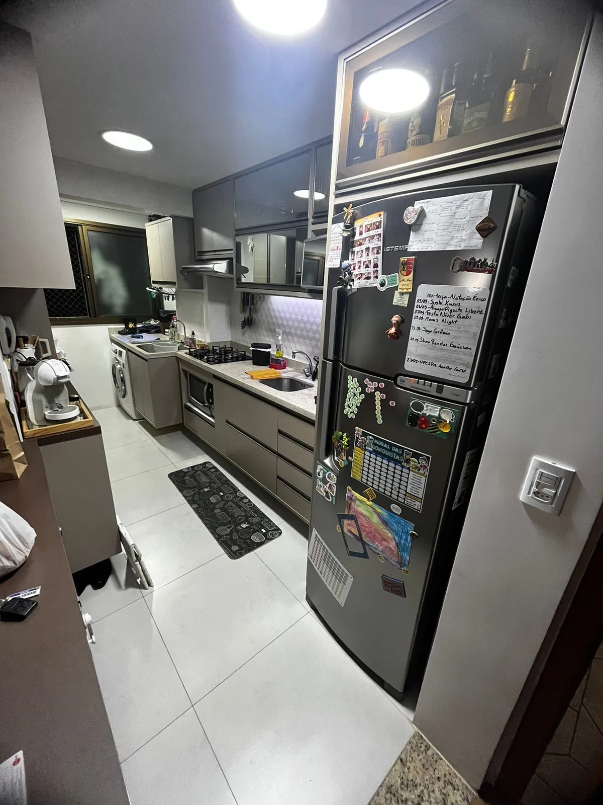 Imagem Apartamento mobiliado 2 dormitórios com suíte e 2 vagas em Petrópolis Poa