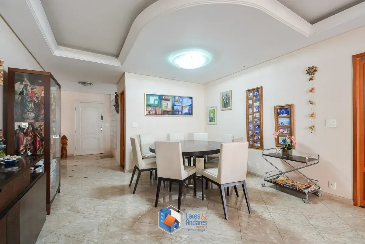 Imagem Apartamento para venda em Morro dos Ingleses com 3 quartos, sendo 2 suítes, 220m²