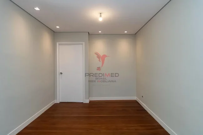 Imagem Vende-se no Morumbi, apartamento com 3 Quartos e 2 Vagas de Garagem