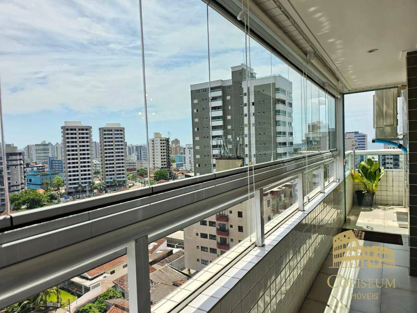 Imagem "Cobertura de l na Praia Grande- Vista Mar e Lazer Privativo. Agende sua Visita."