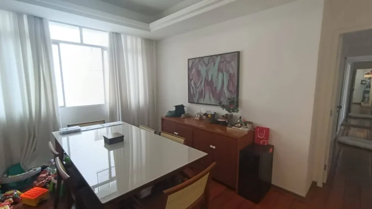 Imagem Apartamento à Venda no Bairro Sion - 140 m²