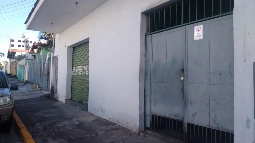 Imagem Casa à venda 3 Quartos, 5 Vagas, 300M², Chácara Galega, Pindamonhangaba - SP