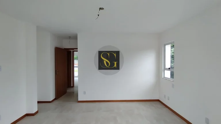 Imagem Casa para Venda em Teresópolis, Vargem Grande, 4 dormitórios, 1 suíte, 2 banheiros, 2 vagas