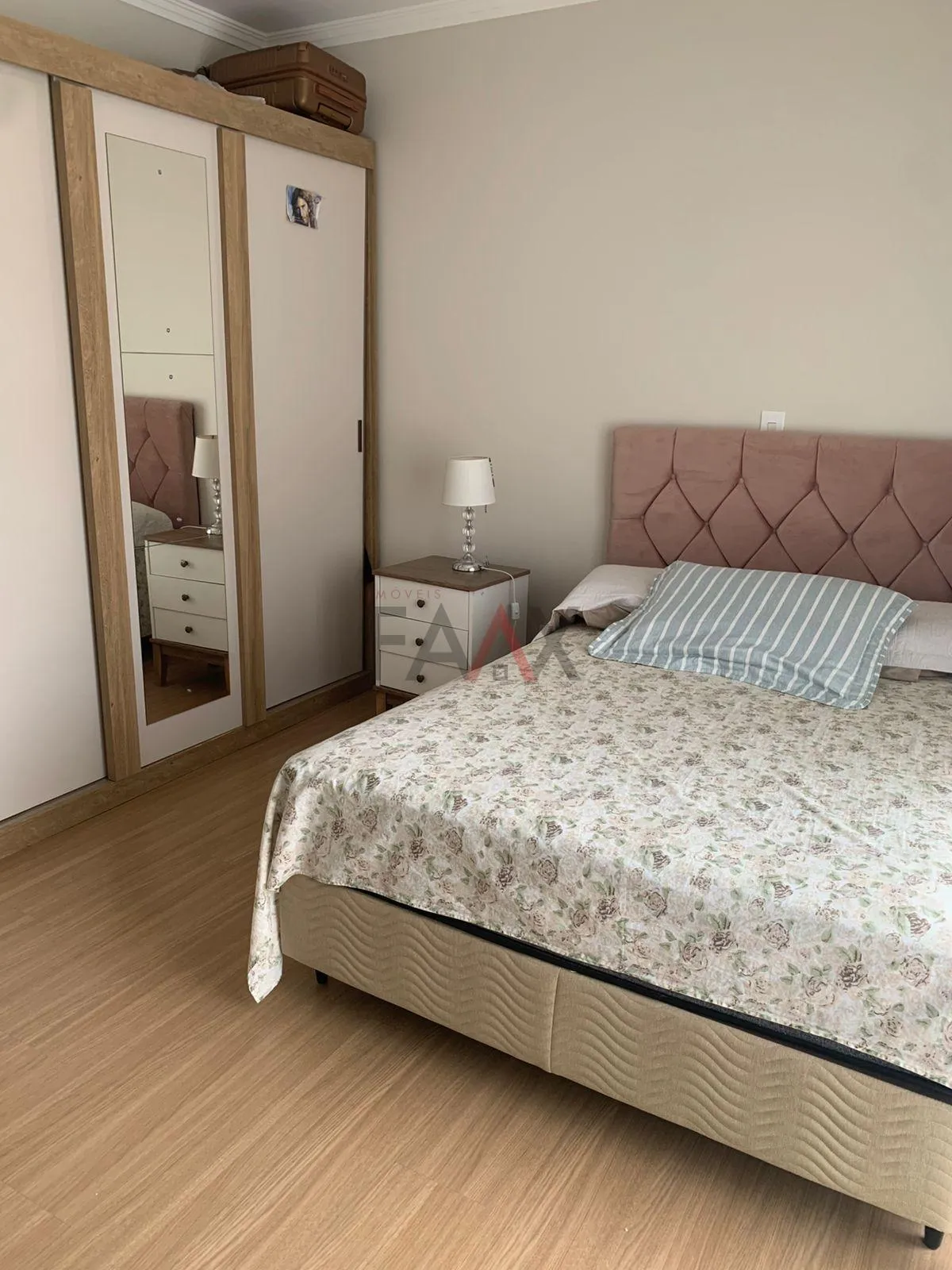 Imagem Triplex alto padrão com 4 dormitórios à venda, 327 m , CENTRO, GUARAPUAVA - PR