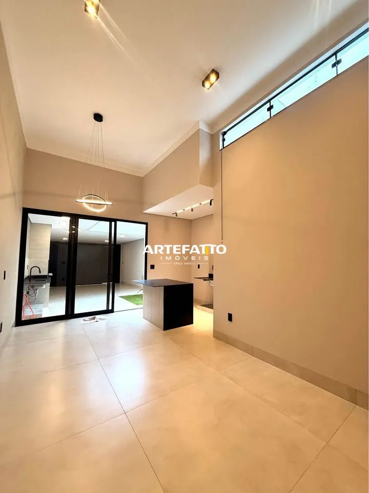 Imagem Casa com 3 dormitórios no bairro Parque Moema