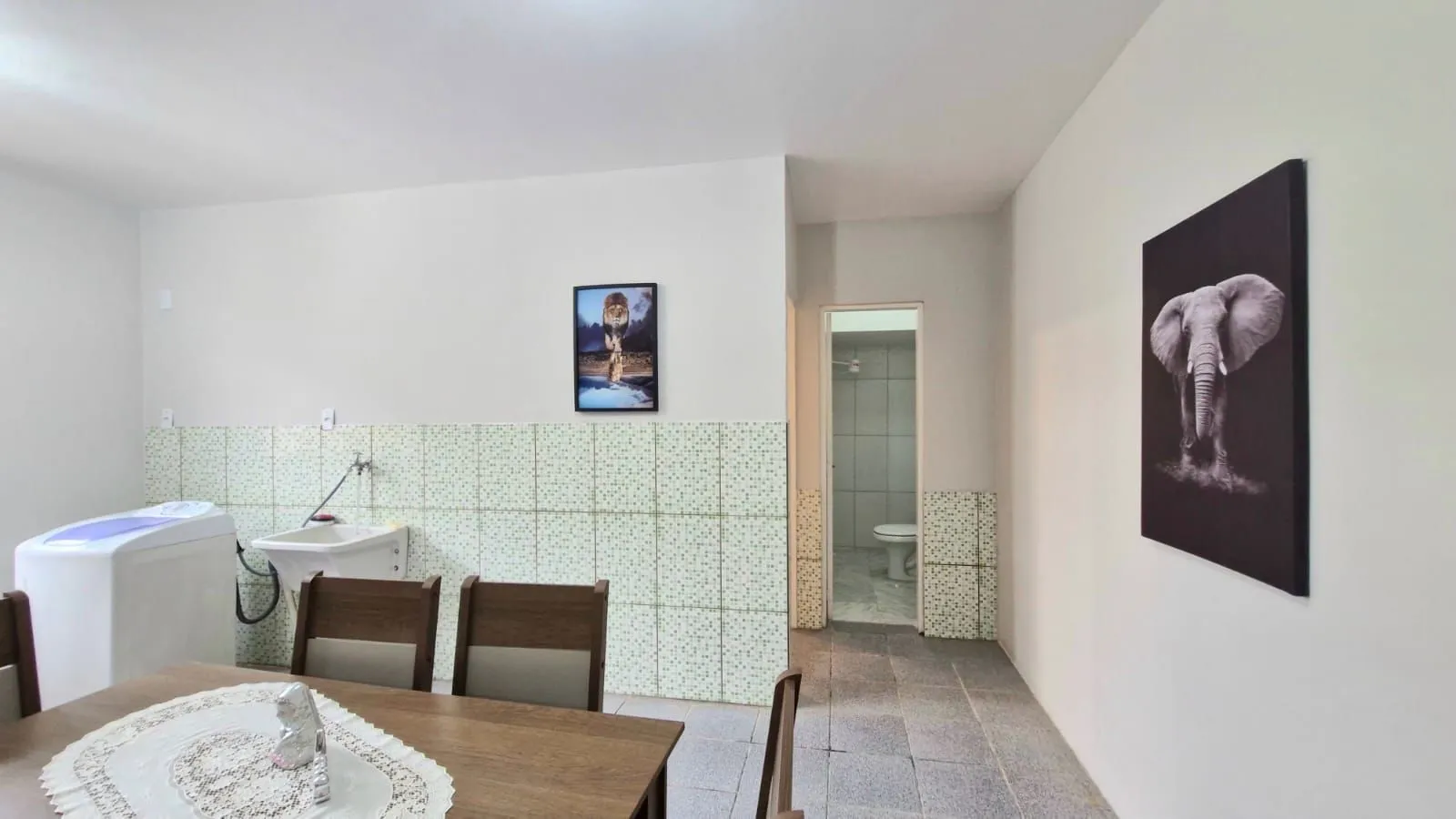 Imagem Casa a venda com 3 dormitórios no Centro de Guaíba.