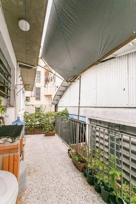 Imagem Casa Residencial ou comercial com 4 dormitórios, 2 banheiros