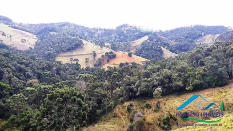 Paraíso Rural na Serra da Mantiqueira: Rancho com Vista Deslumbrante. em Estrada Sertão do Canta Galo