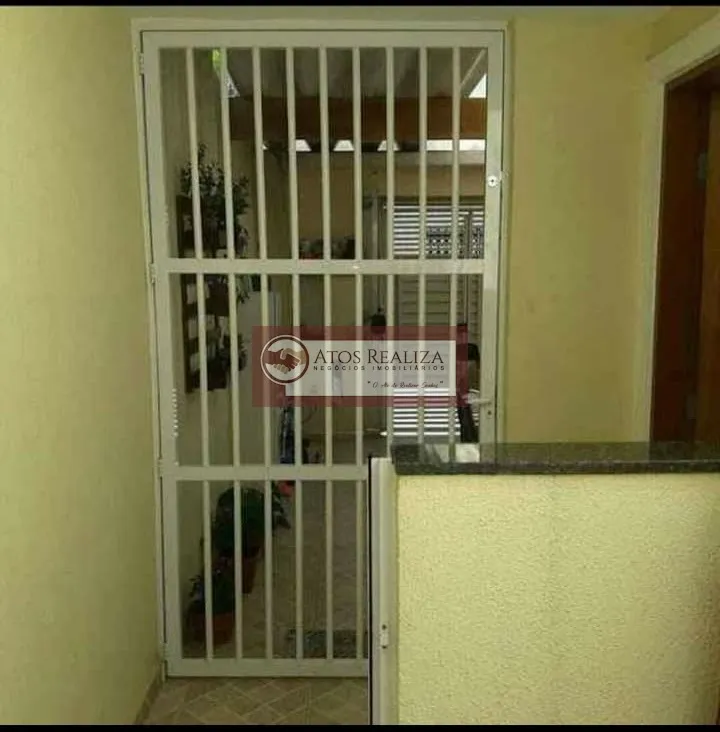 Imagem vendo OPORTUNIDADE no jardim Palmares na Região de campo grande, Sobrado de 3 dormitórios, 1 Suíte com Varanda, 3 Vagas com cobertura de vidros, por Apenas R$ 680 mil, valor de oportunidade.