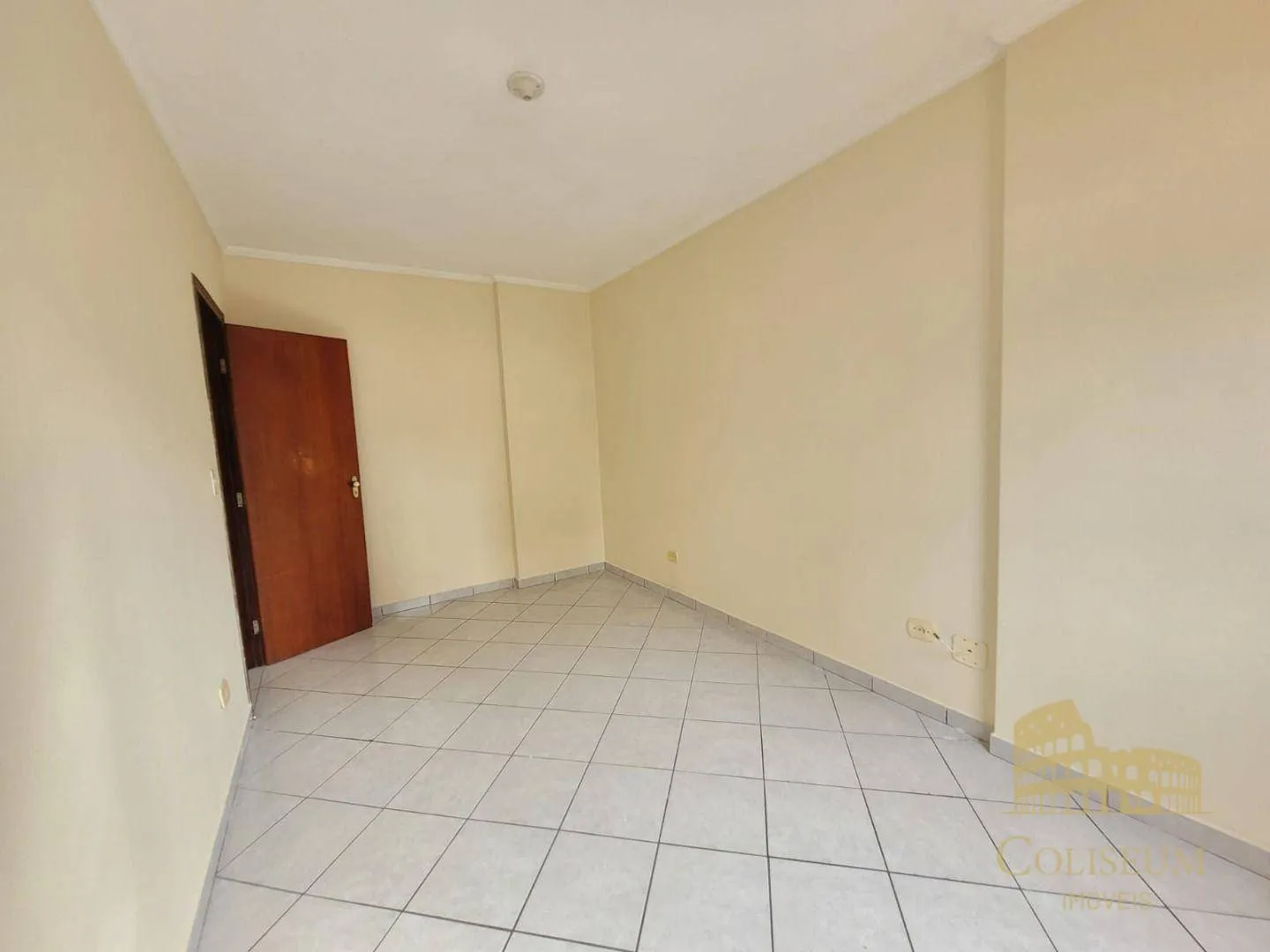 Imagem Apartamento com 1 dormitório para alugar, 54 m² por R$ 2.300,00/mês - Tupi - Praia Grande/SP