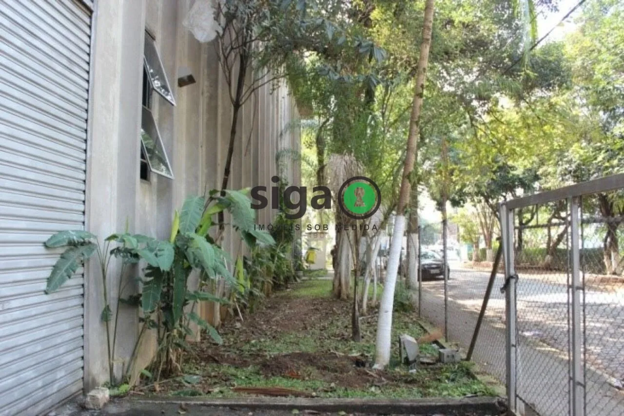 Imagem Imóvel Comercial/Industrial à Venda - Estrutura Completa com 2.194 m² - ZDE-2
