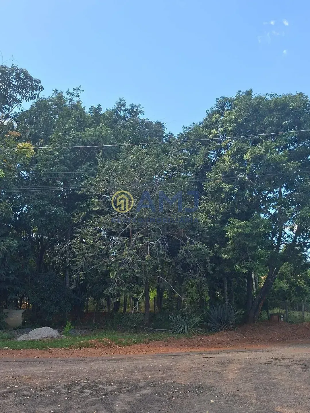 Imagem Terreno no Condomínio de Chácaras Countryville - Hidrolândia/GO