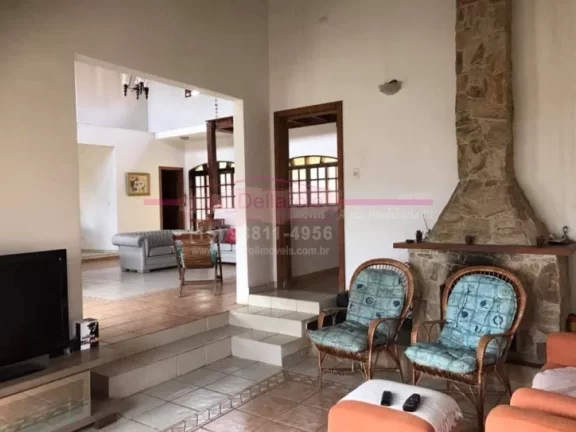 Imagem Sítio à Venda em Boituva interior de São Paulo. com 04 suítes, sala de estar/jantar e de lareira...