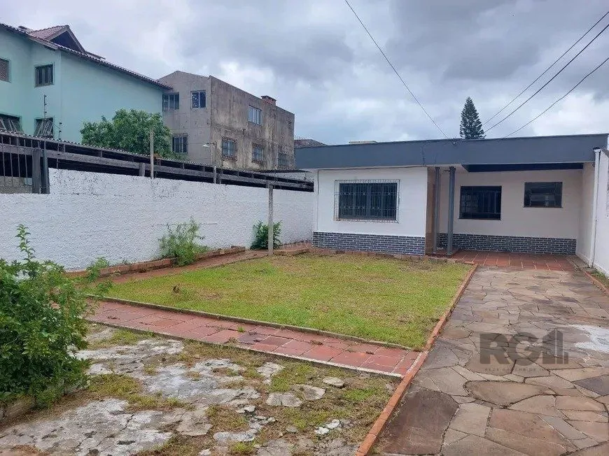 Imagem Casa de 2 dormitórios no bairro Sarandi