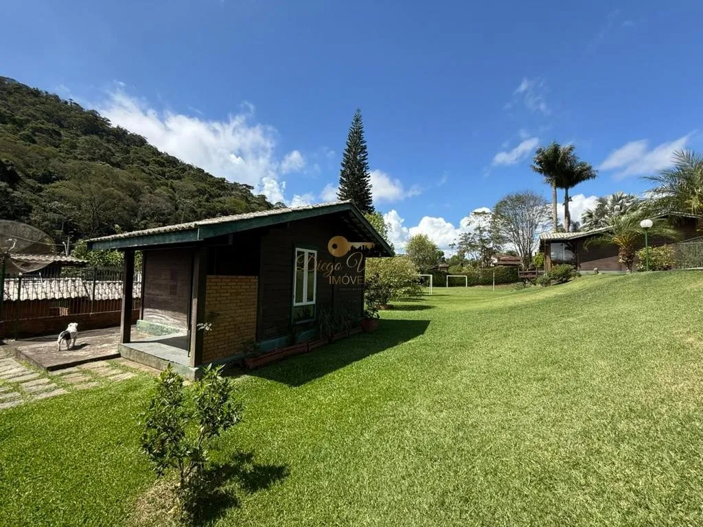 Imagem Casa em Condomínio para Venda em Teresópolis / RJ no bairro Albuquerque