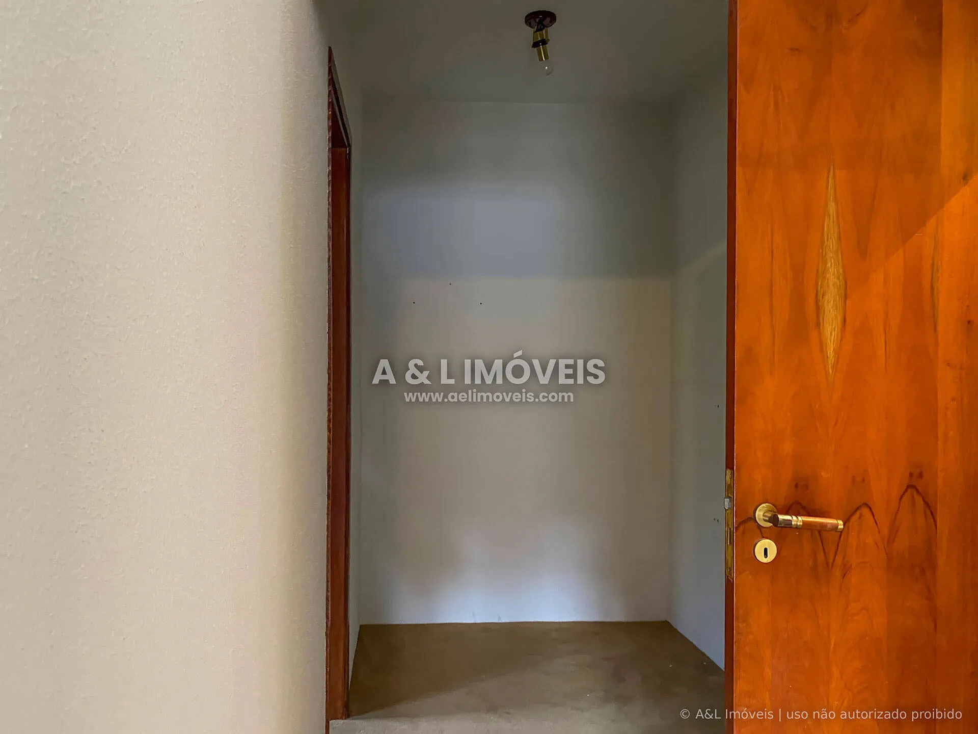 Imagem Cobertura | 156,49 m² | 2 Suítes | Vista e Lareira | Campos do Jordão