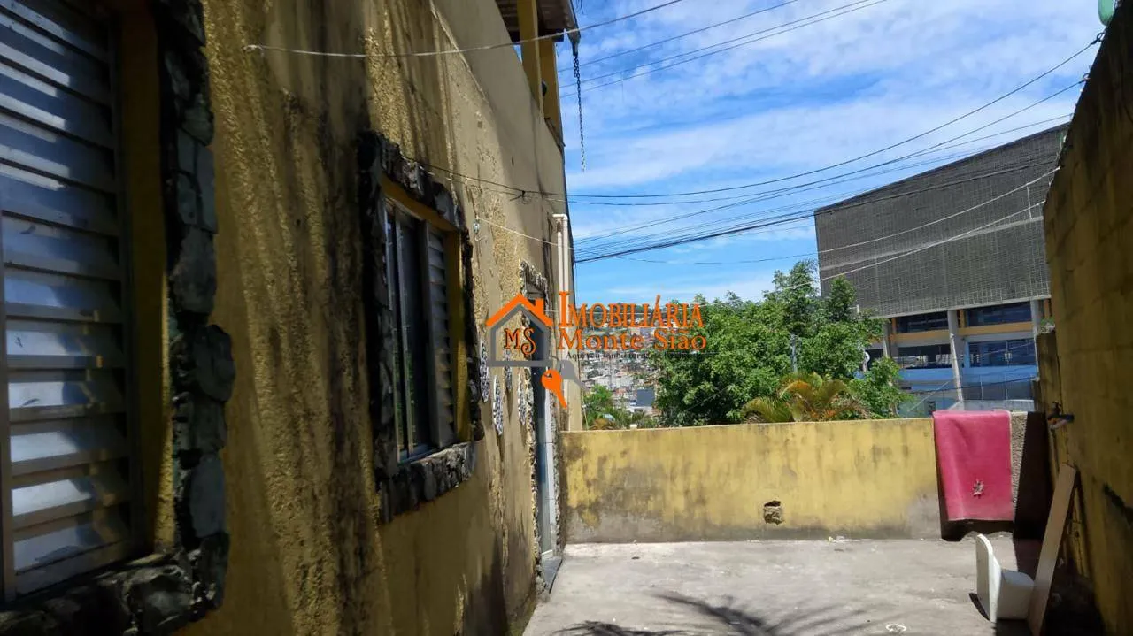 Imagem Sobrado com 5 dormitórios à venda, 200 m² por R$ 240.000,00 - Jardim Fortaleza - Guarulhos/SP