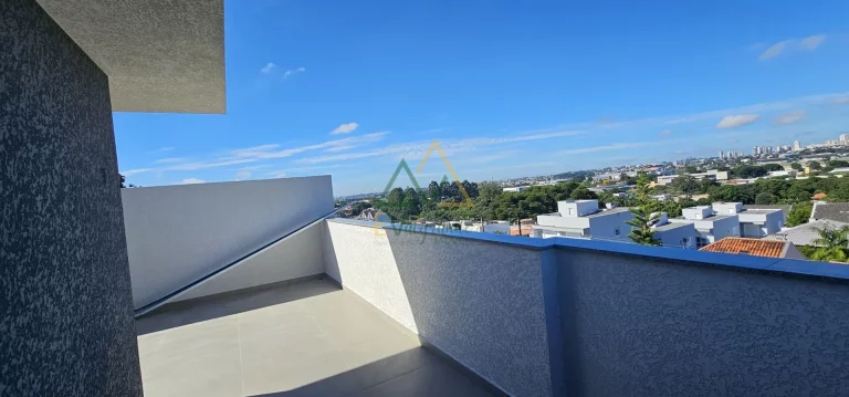 Imagem Sobrado à venda no Bairro Alto Curitiba PR