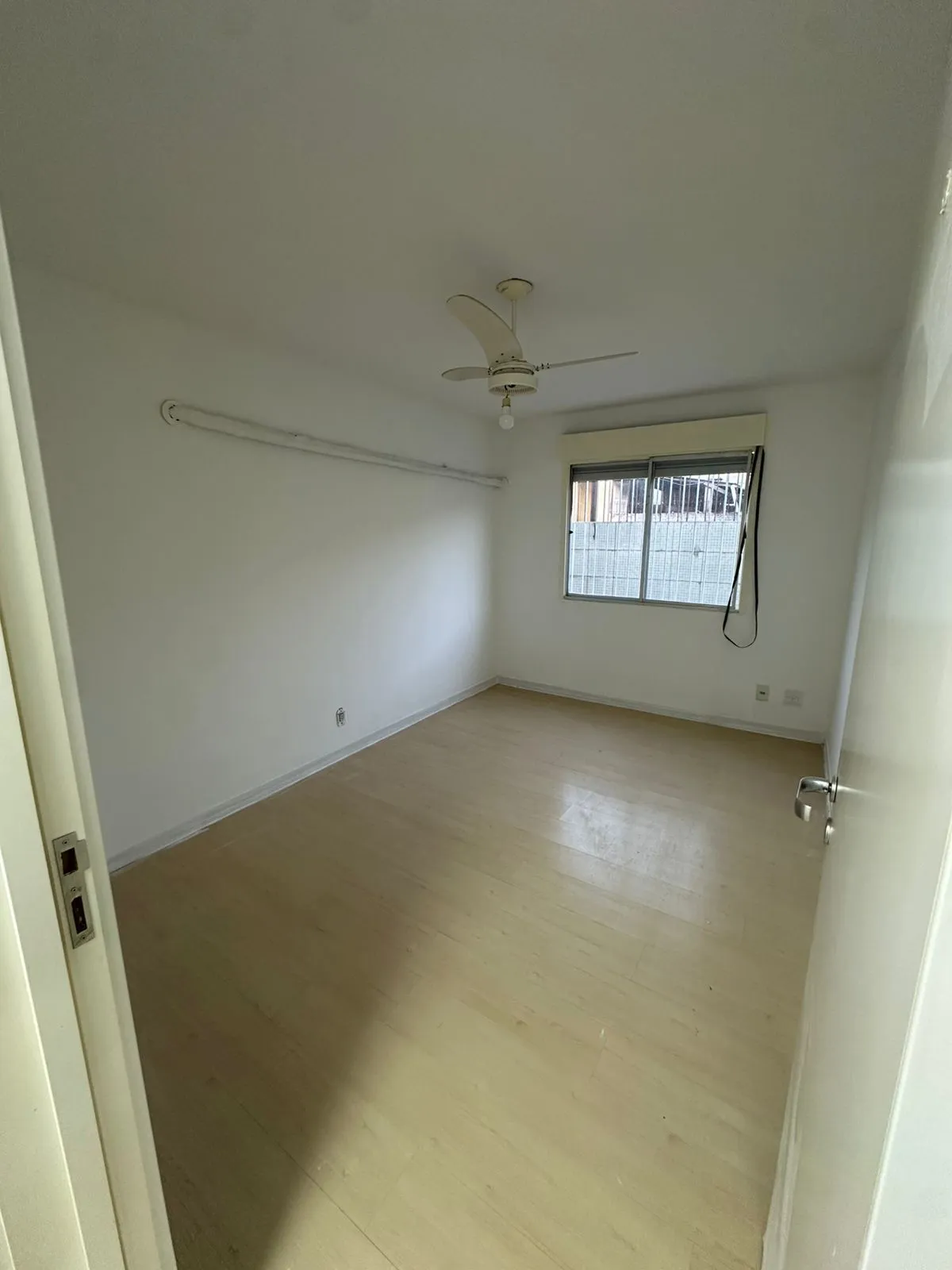 Imagem Apartamento com 3 Quartos, térreo com pátio privativo, 1 vaga coberta à Venda, 88m² privativos, só R$ 299.000