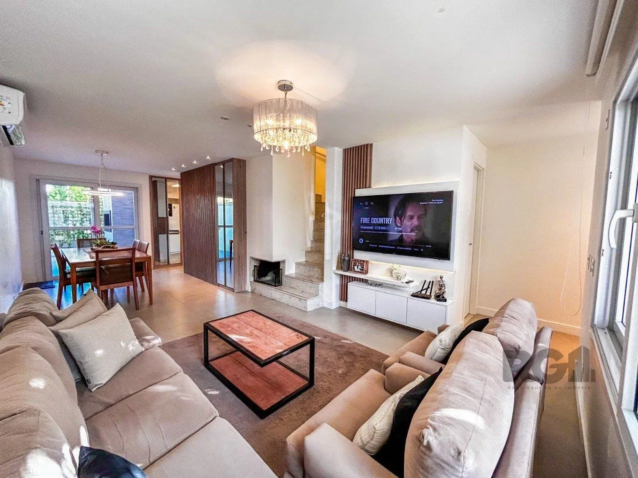 Imagem Casa Condominio a Venda - 196.38m², 4 dormitórios, 2 suites, 2 vagas Vila Nova