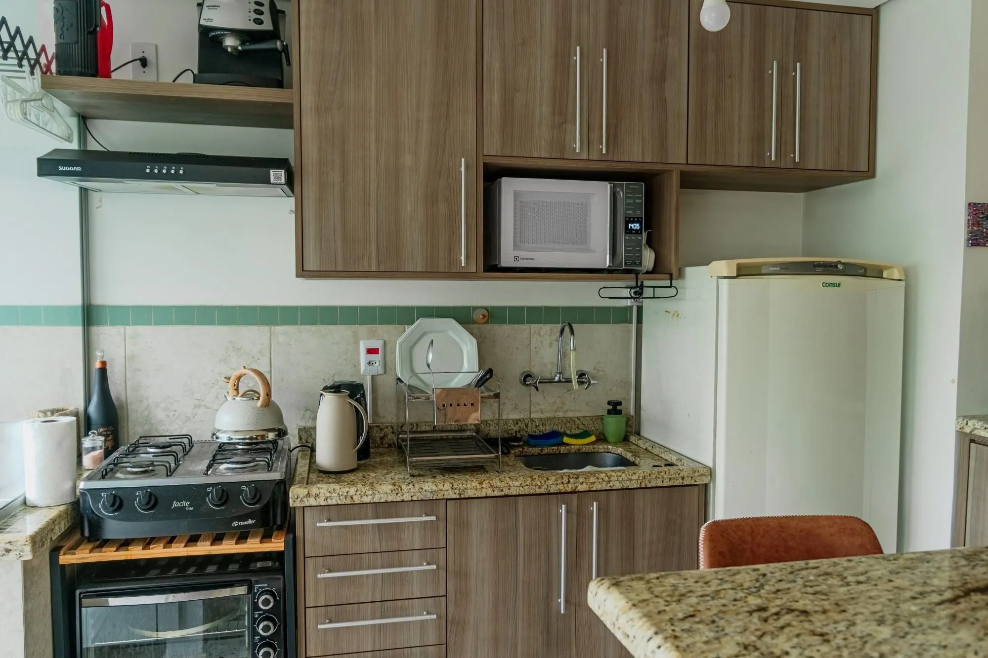 Imagem Belíssimo Apartamento com 3 dormitórios e 1 vaga de garagem no bairro Aberta dos Morros, zona sul de Porto Alegre.