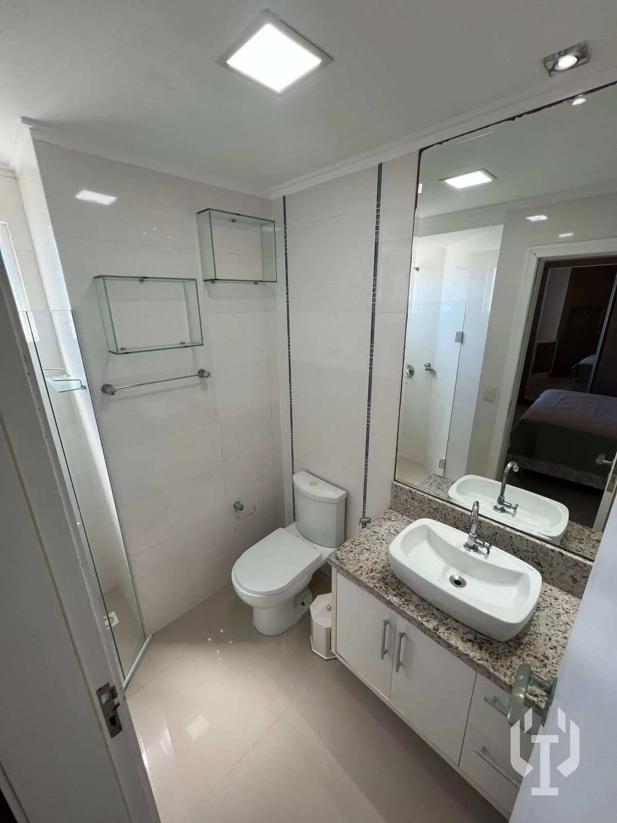 Imagem Apartamento à venda, no Blue Safira, em Itapema, Meia Praia, com 3 quartos, 130m2