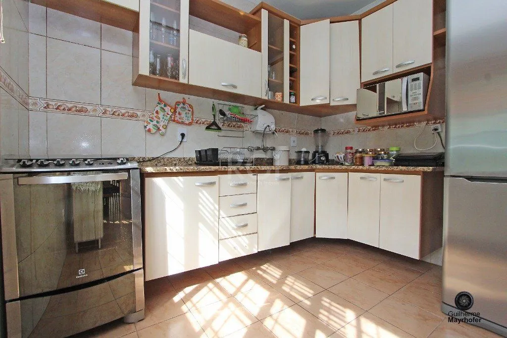 Imagem Casa para Venda - 400m², 5 dormitórios, sendo 1 suites, 3 vagas - Jardim Itu Sabará