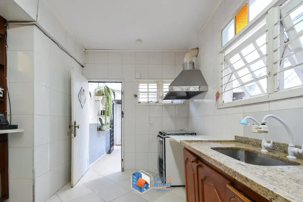 Imagem Casa para venda em Jardim da Glória com 4 quartos, sendo 1 suíte, 275m²
