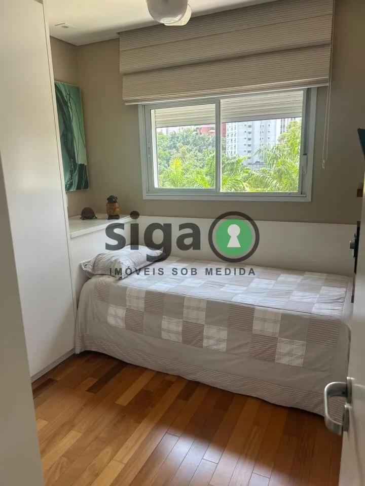 Imagem Apartamento á Venda com 200 m2, 4 dormitórios e 3 vagas, no Panamby