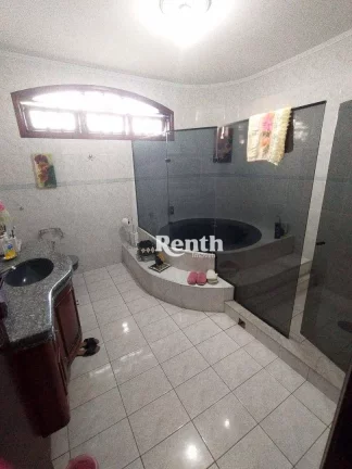 Imagem Casa com 5 dormitórios à venda, 393 m² por R$ 1.800.000 - Centro - Santa Gertrudes/SP