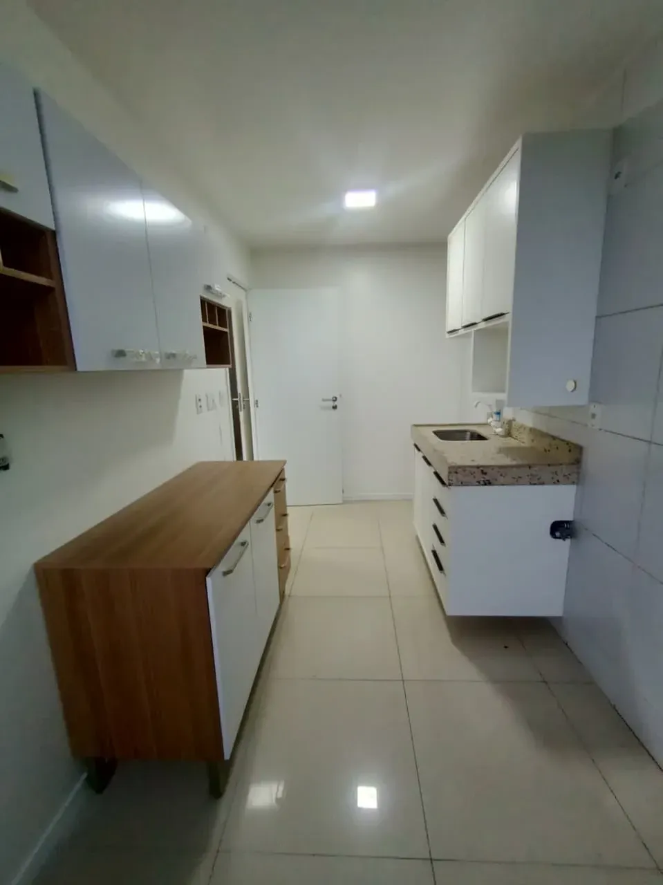Imagem Apartamento com 3 Quartos para Alugar, 70 m² em Flores - Manaus