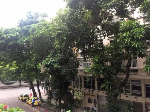 Imagem Luxo e Conforto em Botafogo: Oportunidade Única