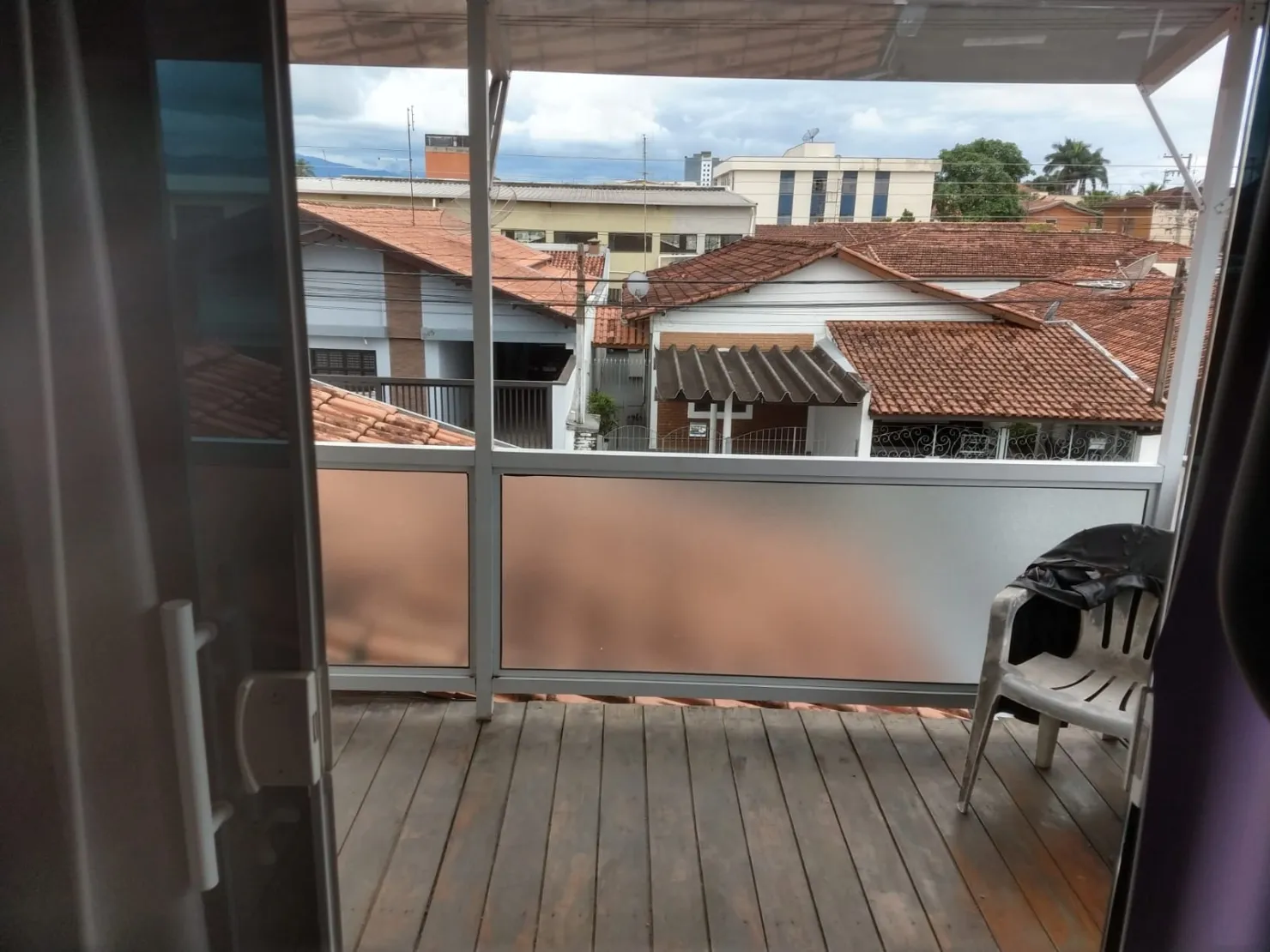 Imagem Casa à venda 5 Quartos, 3 Suites, 5 Vagas, 300M², São Benedito, Pindamonhangaba - SP