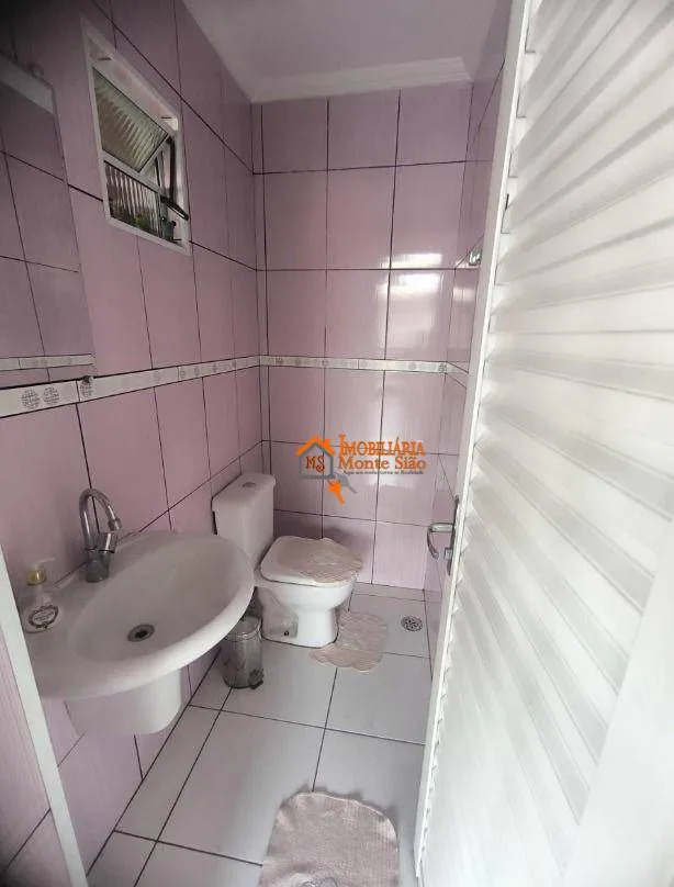 Imagem Sobrado com 3 dormitórios à venda, 356 m² por R$ 970.000 - Jardim Munhoz - Guarulhos/SP