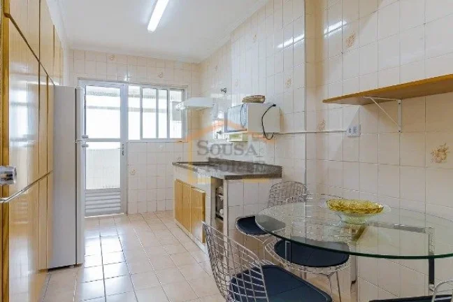 Imagem Apartamento 95m², dispõe de 2 dormitórios, 3 banheiros, sala dois ambientes, cozinha e area de se...
