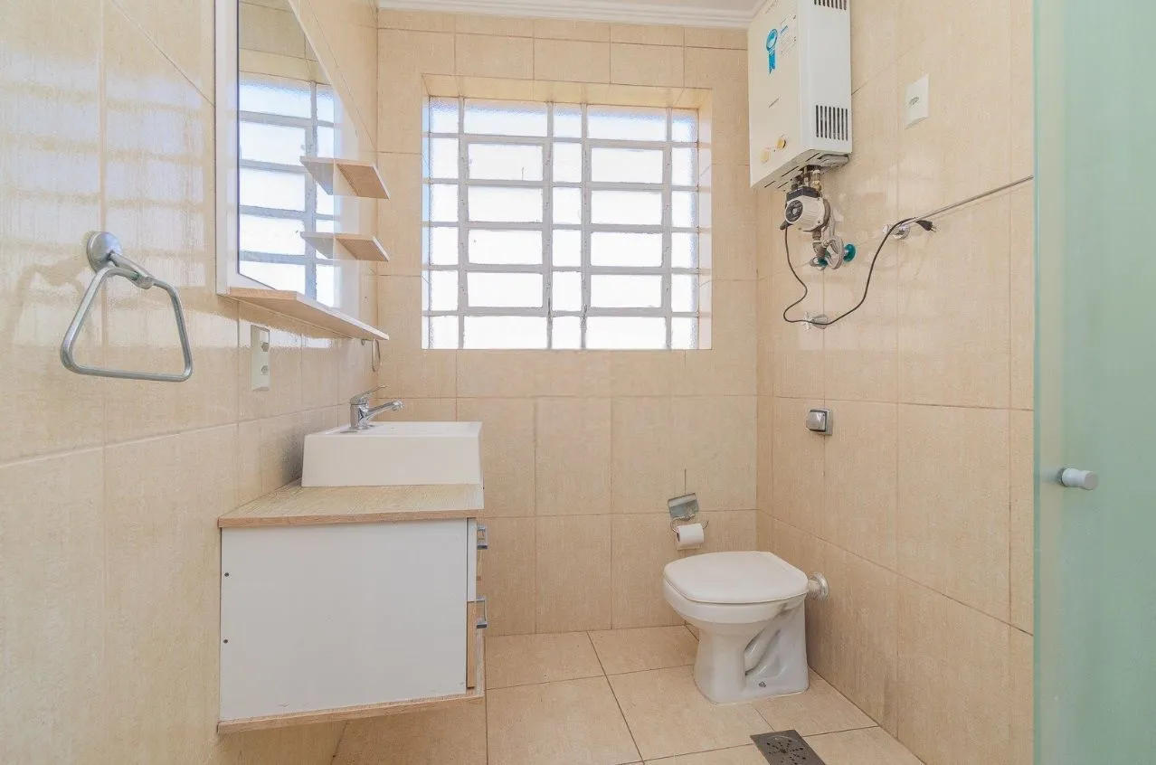 Imagem Apartamento Amplo de Esquina com 93m² no Bairro Petrópolis