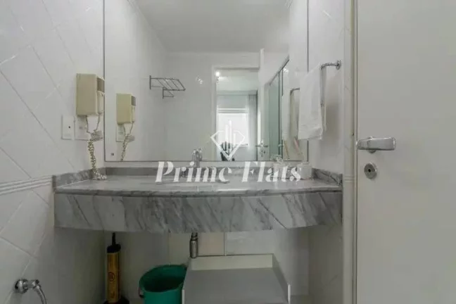 Imagem Flat disponível para venda no Quality Suites Oscar Freire em Pinheiros, com 30m², 1 dormitório e 1 vaga