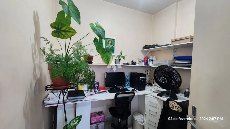 Imagem Viva com Conforto e Estilo no Boqueirão: Apartamento de 3 Dormitórios com Suíte e Vista Livre
