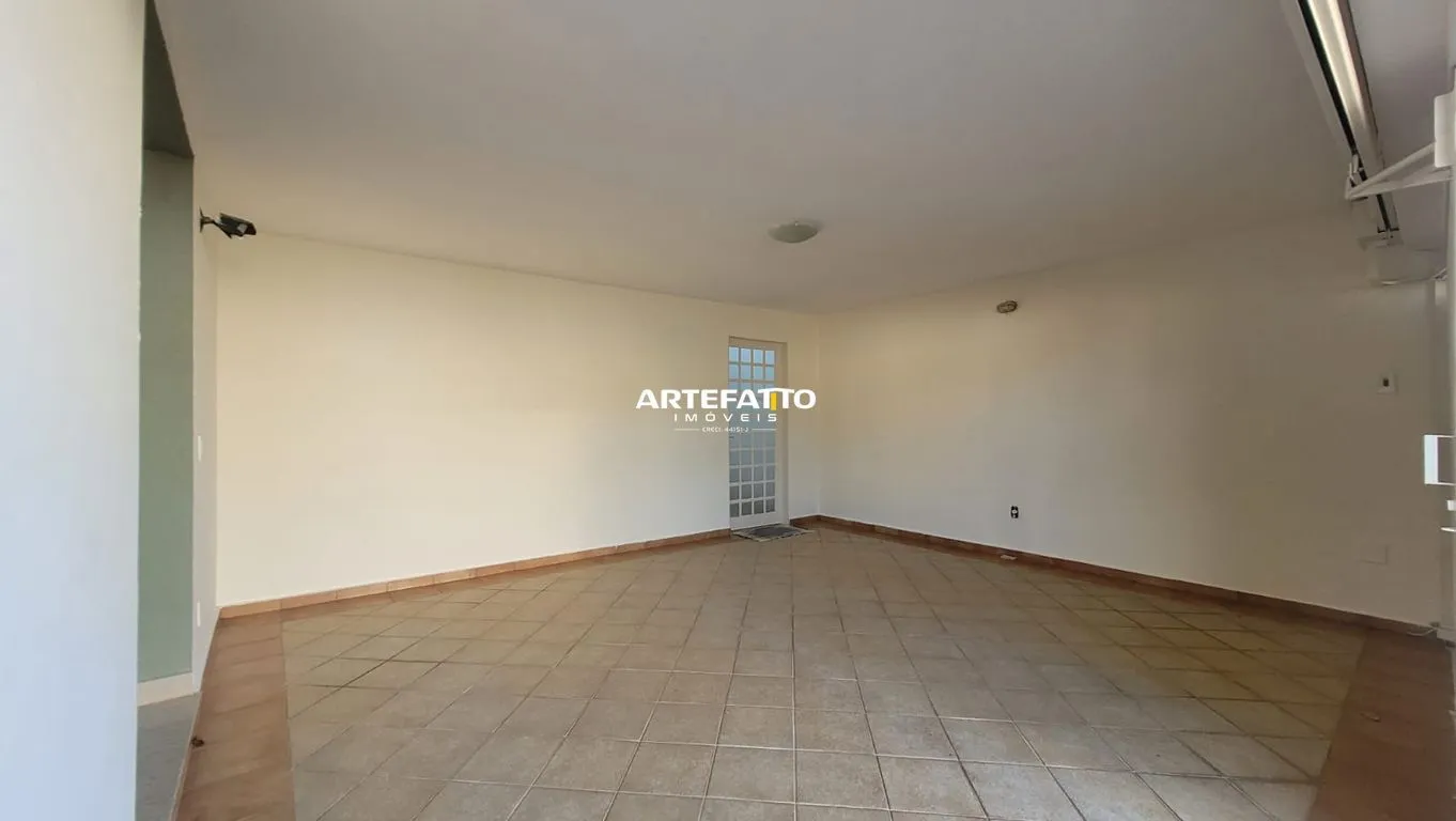 Imagem Casa com 3 dormitórios no bairro Vila Marta