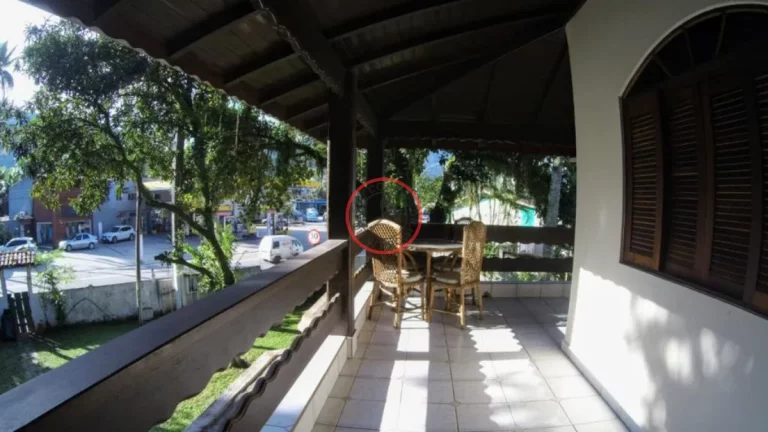 Imagem CASA COM TERRENO DE 1.356 METROS A VENDA, NA PRINCIPAL AVENIDA DE BOISSUCANGA.