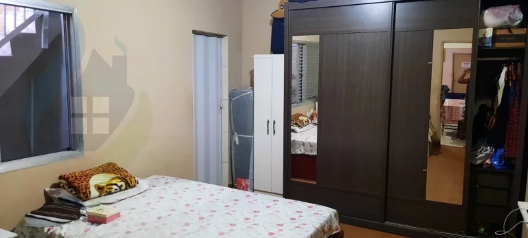 Imagem Casa de 2 dormitórios sendo 1 suíte, 2 banheiros, com 126m² no Taboão, São Bernardo do Campo