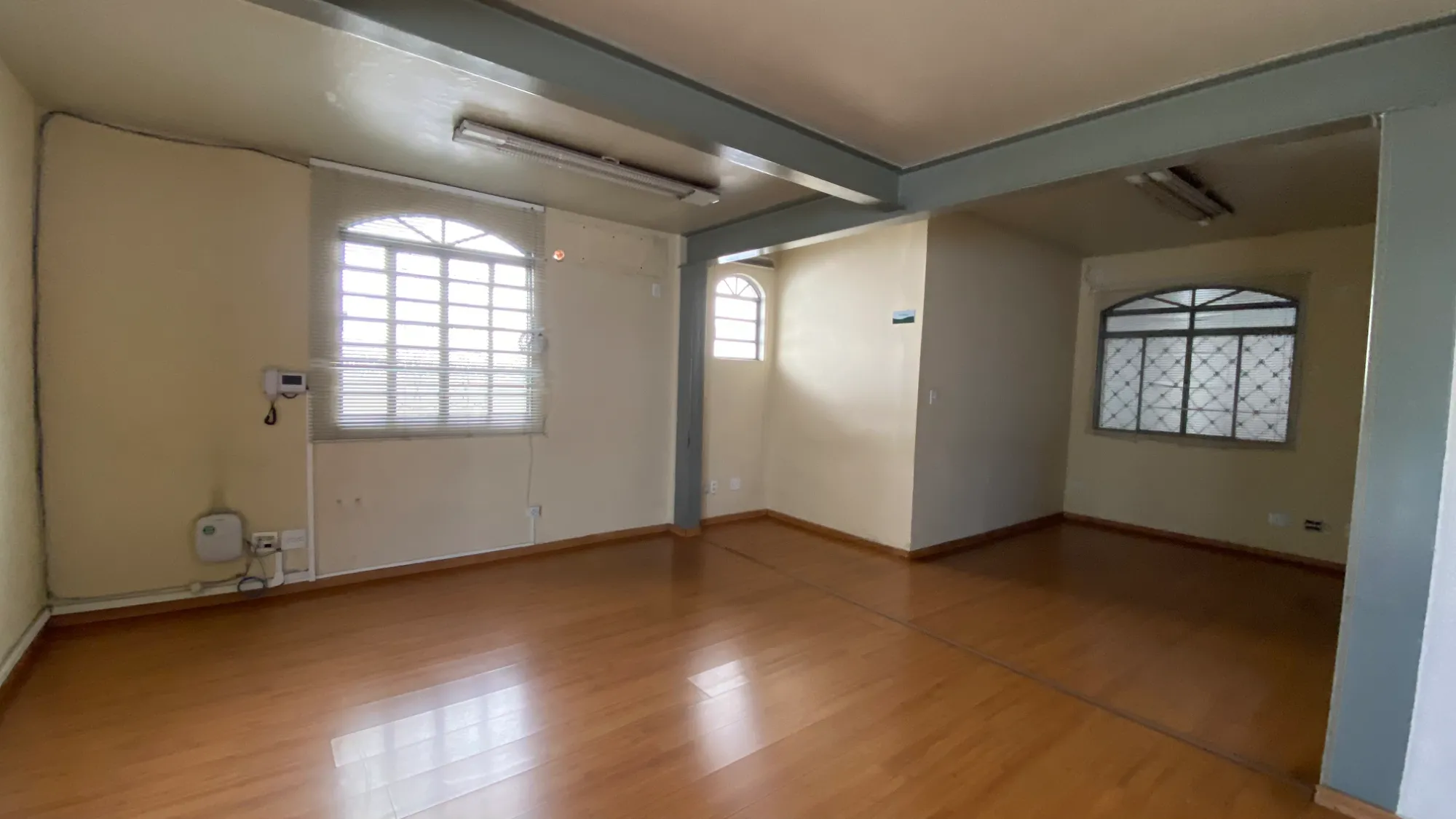 Imagem Casa com 3 Quartos à Venda ou Locação, 187 m² em Betânia - Belo Horizonte