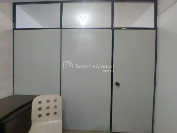 Imagem Sala comercial para locação no Century Tower, em Campinas/SP. O espaço conta com sala de espera c...
