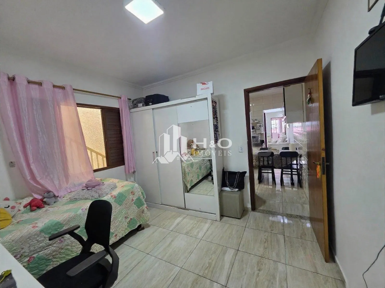 Imagem Sobrado com 3 Dormitórios, 2 Suítes e 2 Vagas à Venda em Artur Alvim
