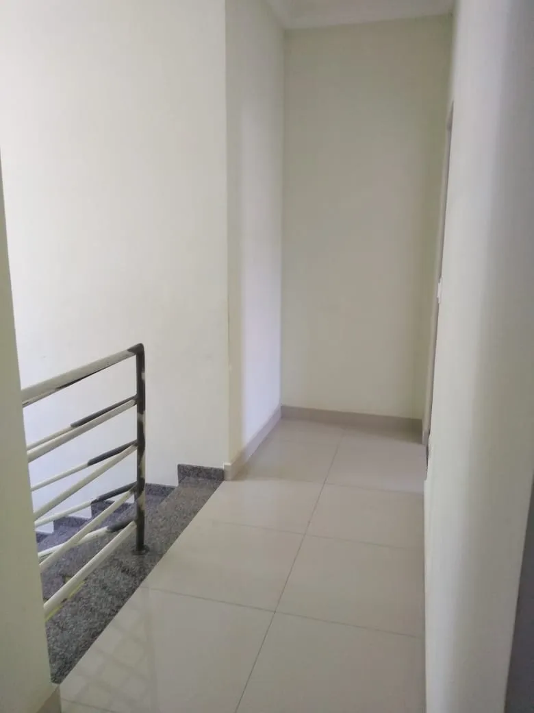 Imagem Casa à venda 5 Quartos, 1 Suite, 5 Vagas, 380M², Residencial Portal da Mantiqueira, Taubaté - SP